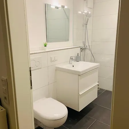 Neues, Ruhiges Nordic In Duesseldorf-nord Appartement